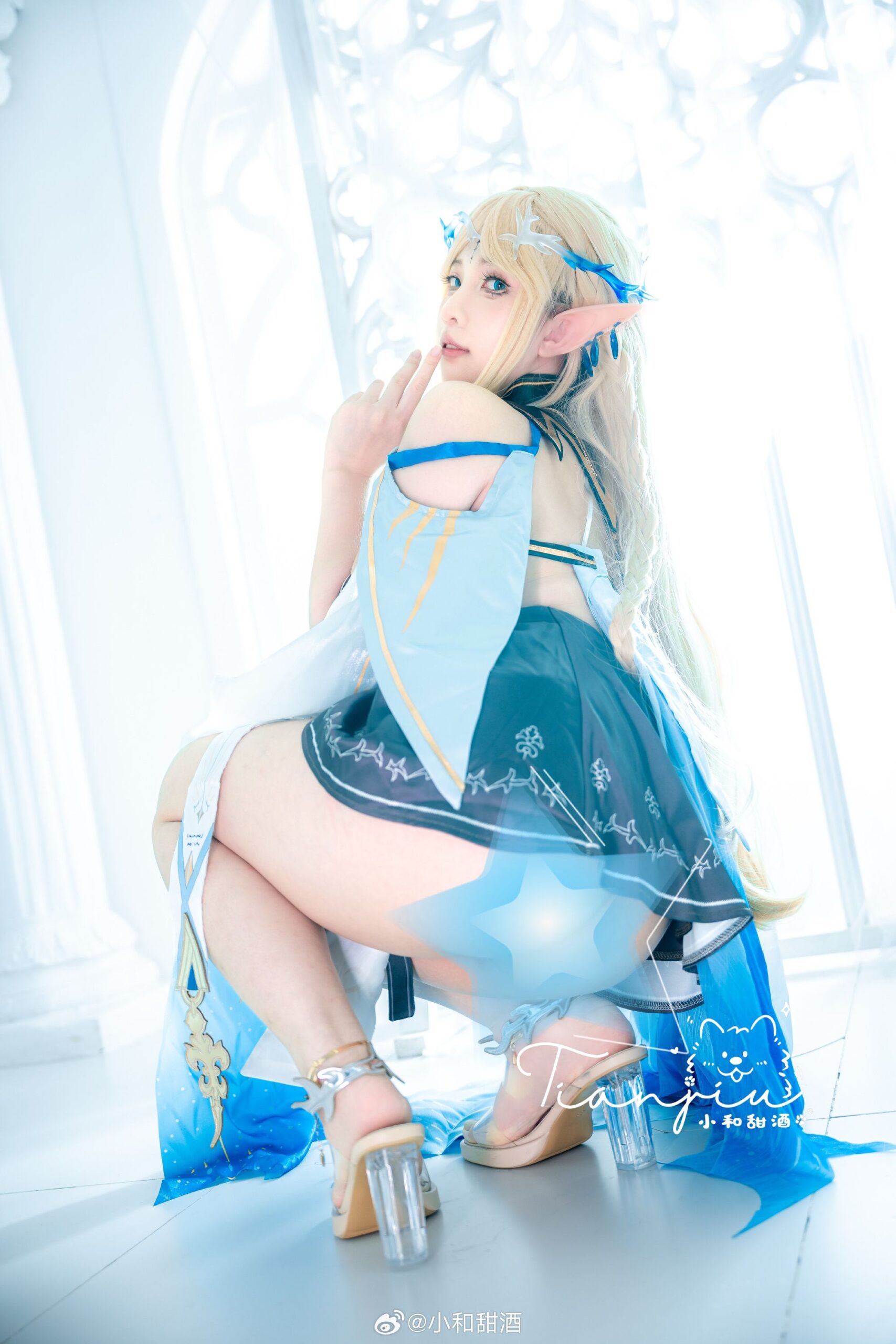 小和甜酒COSPLAY《鸣潮》卡提希娅