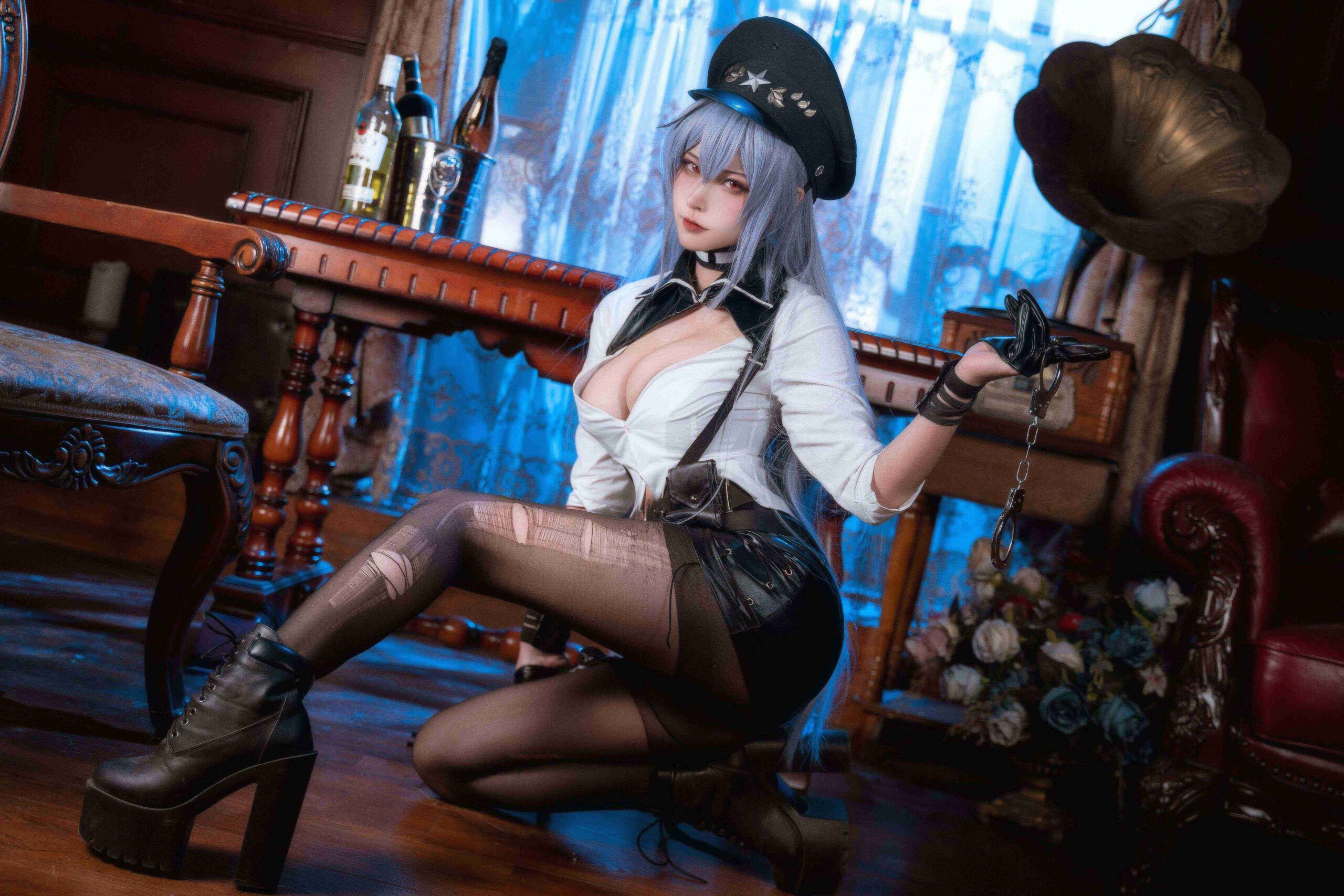 Seya-狮砸COSPLAY写真《碧蓝航线》甘古特·坚定的执行者