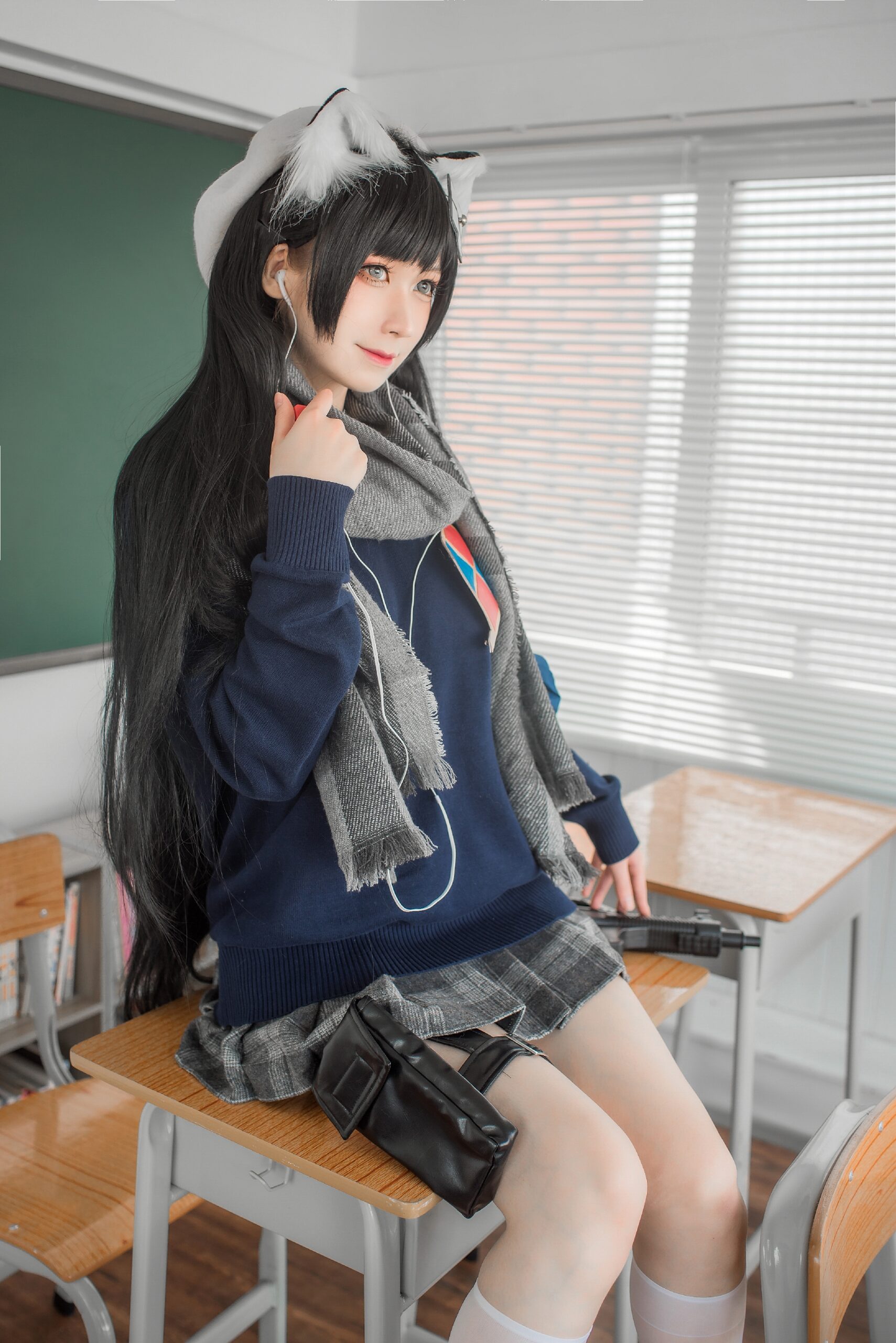 izumi泉桃子 纯白毕业季COS写真图片在线