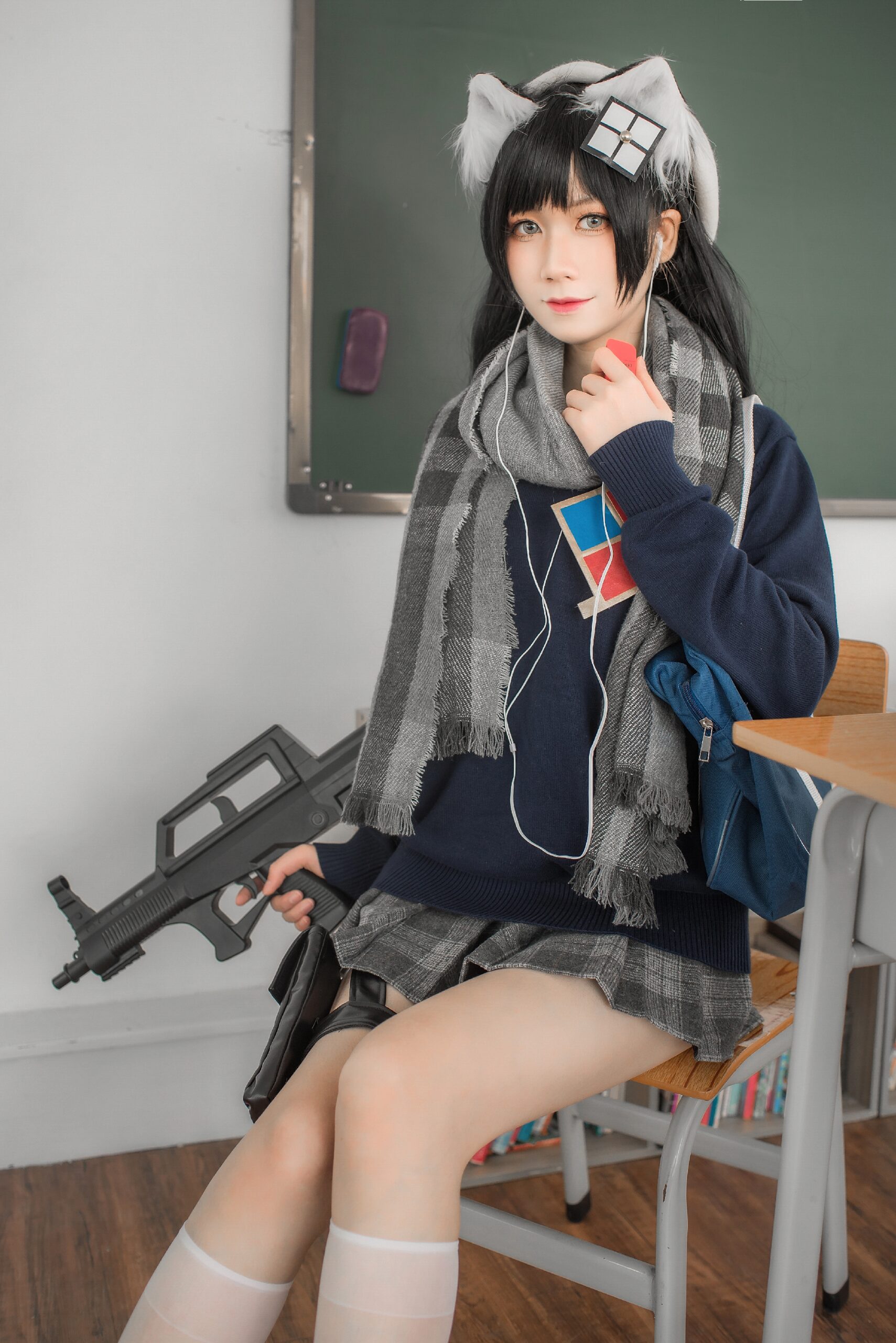 izumi泉桃子 纯白毕业季COS写真图片在线