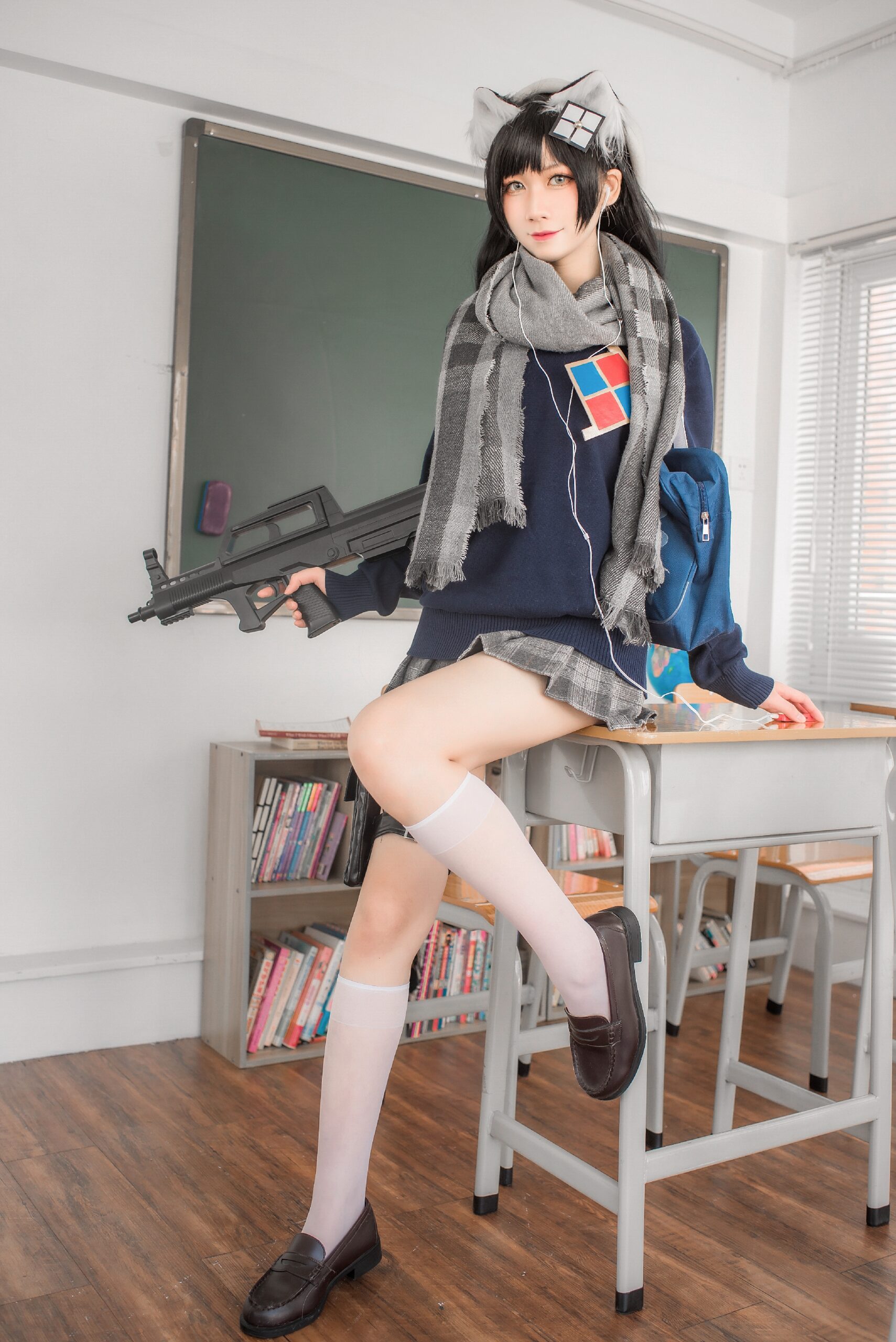 izumi泉桃子 纯白毕业季COS写真图片在线