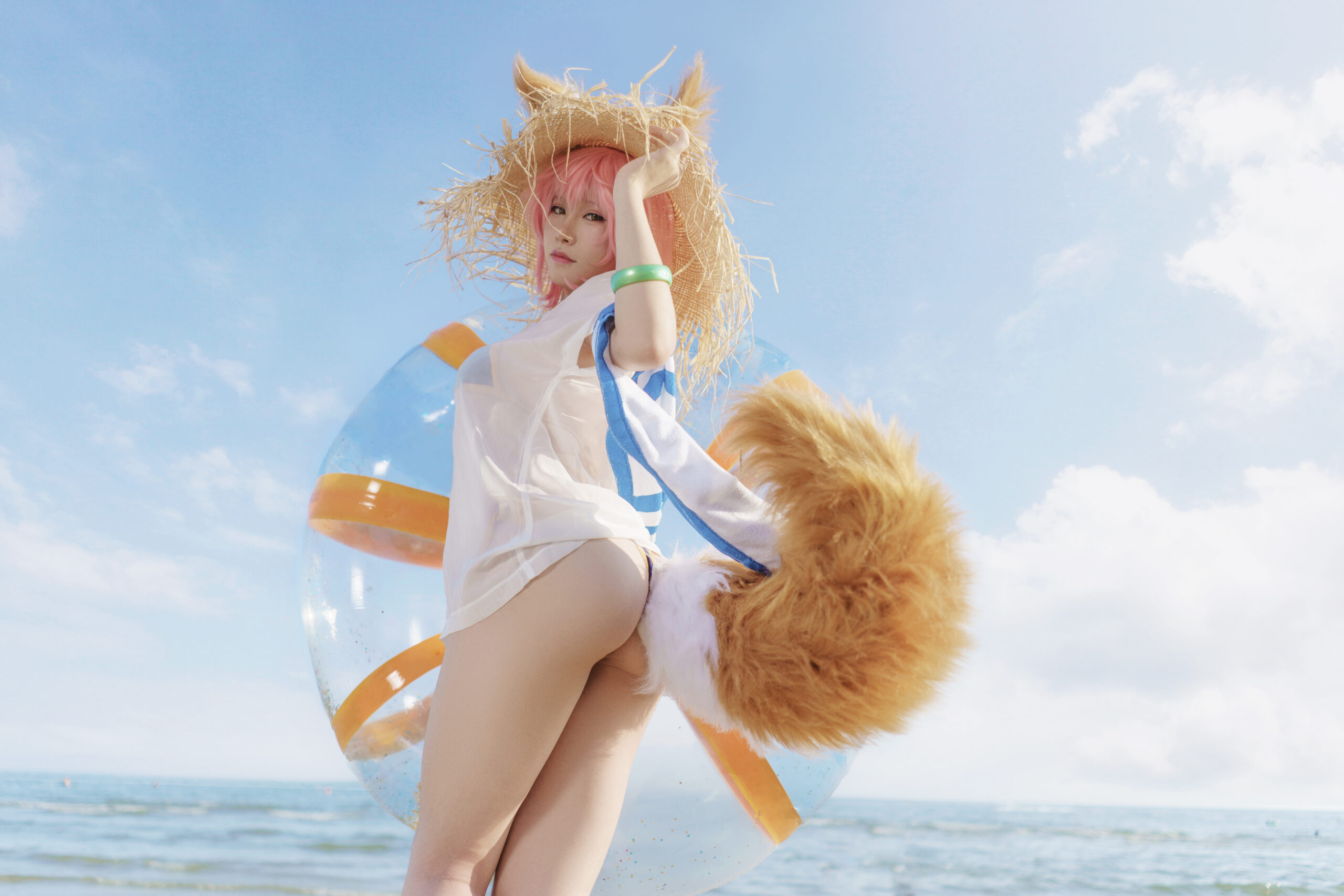 uki雨季 玉藻前泳装COS写真图片欣赏