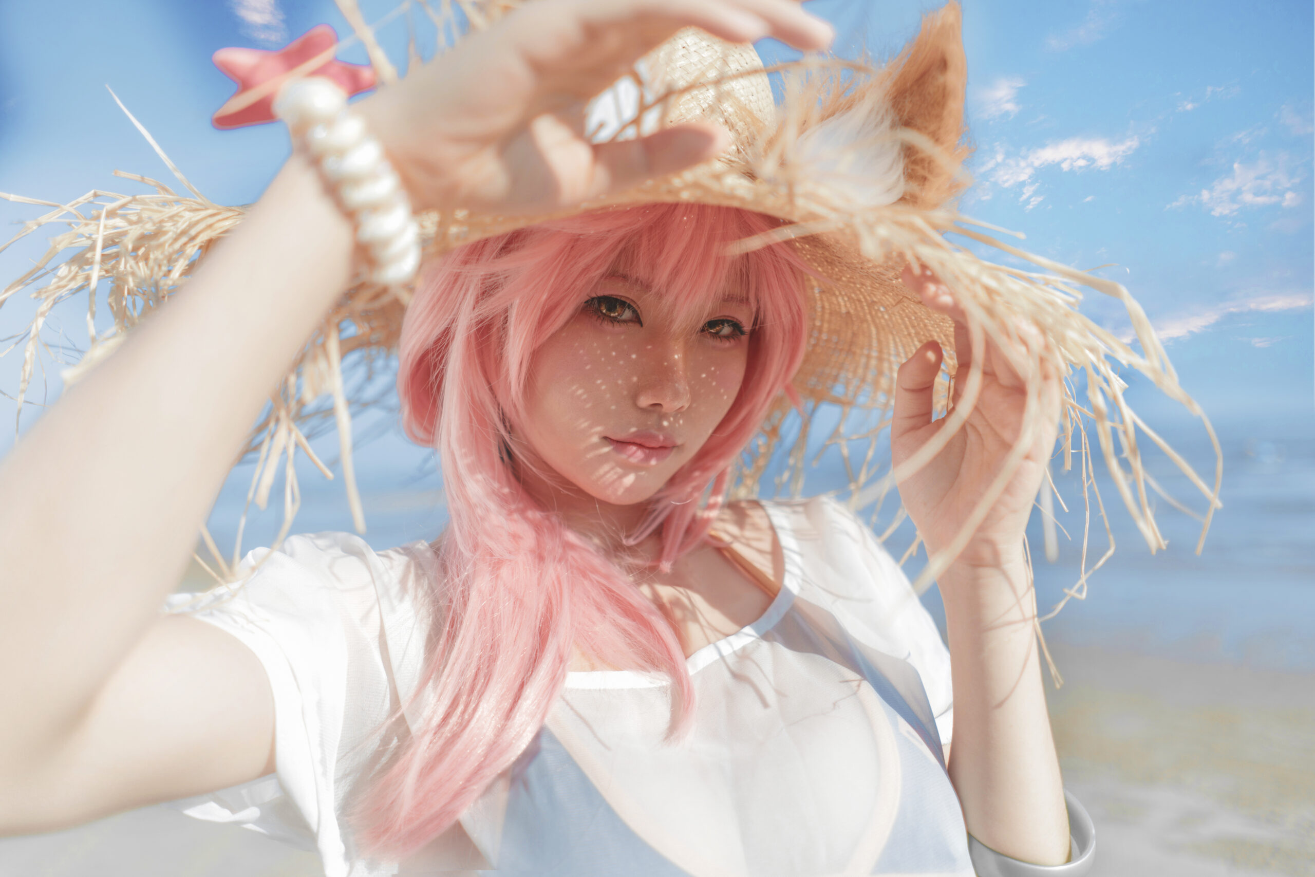 uki雨季 玉藻前泳装COS写真图片欣赏