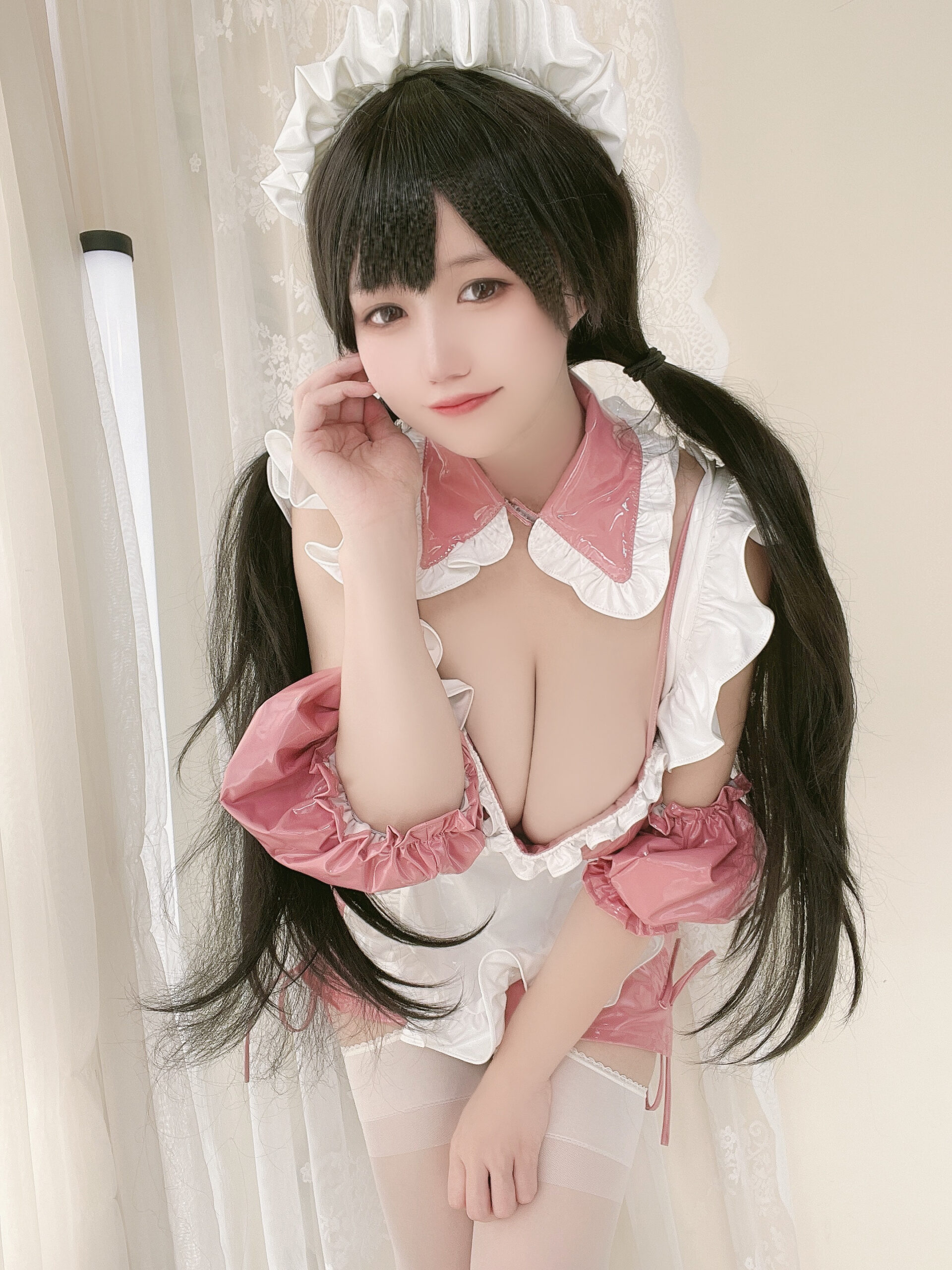 小仓千代w 粉色漆皮女仆COS写真图片图集