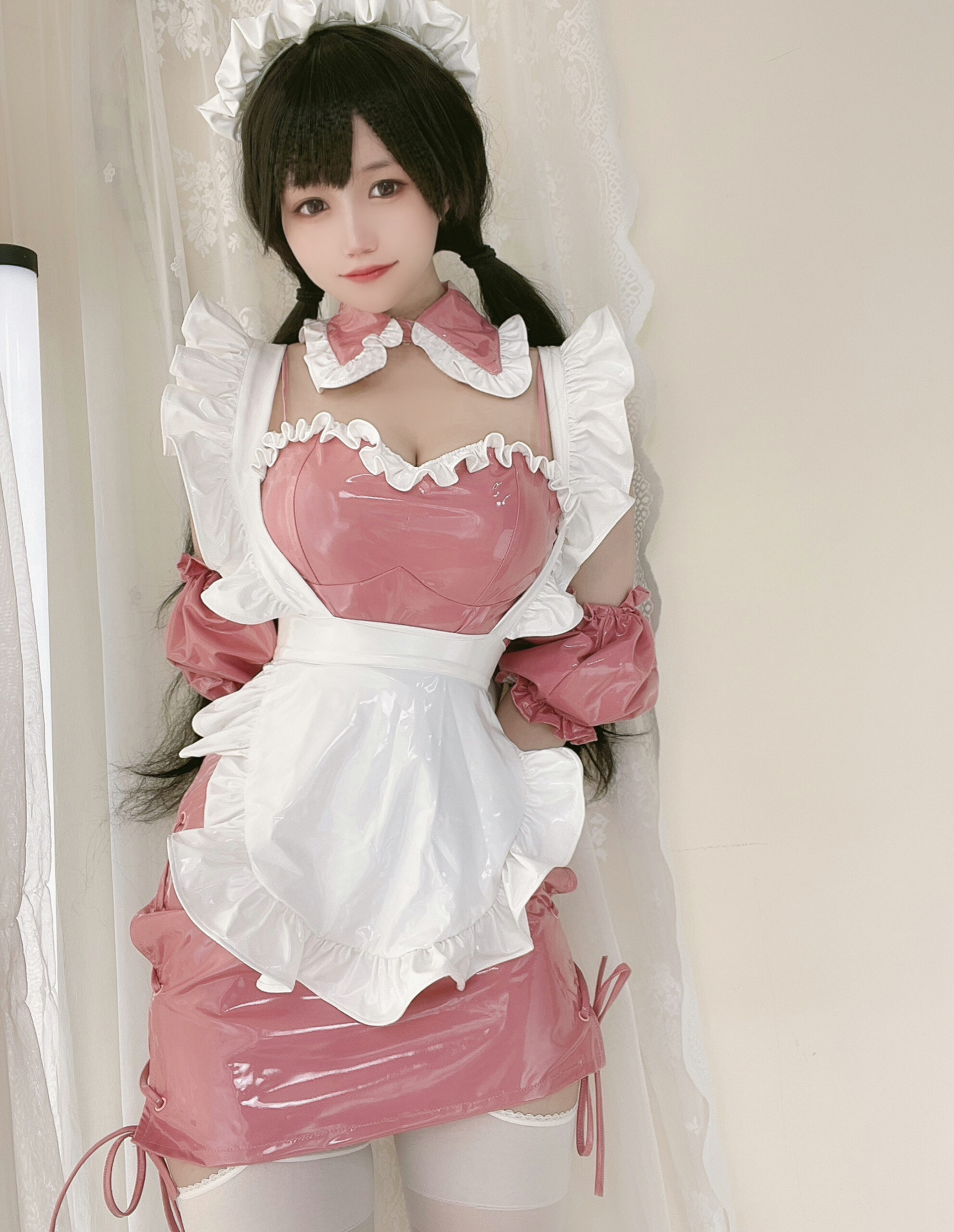 小仓千代w 粉色漆皮女仆COS写真图片图集