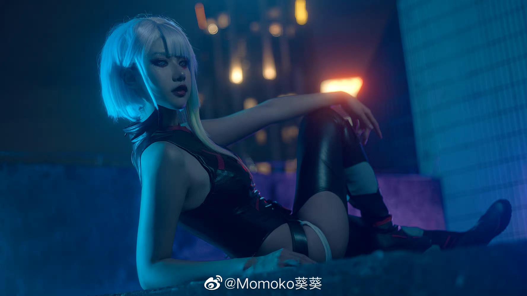 Momoko葵葵 赛博朋克边缘行者Lucy露西COS美图