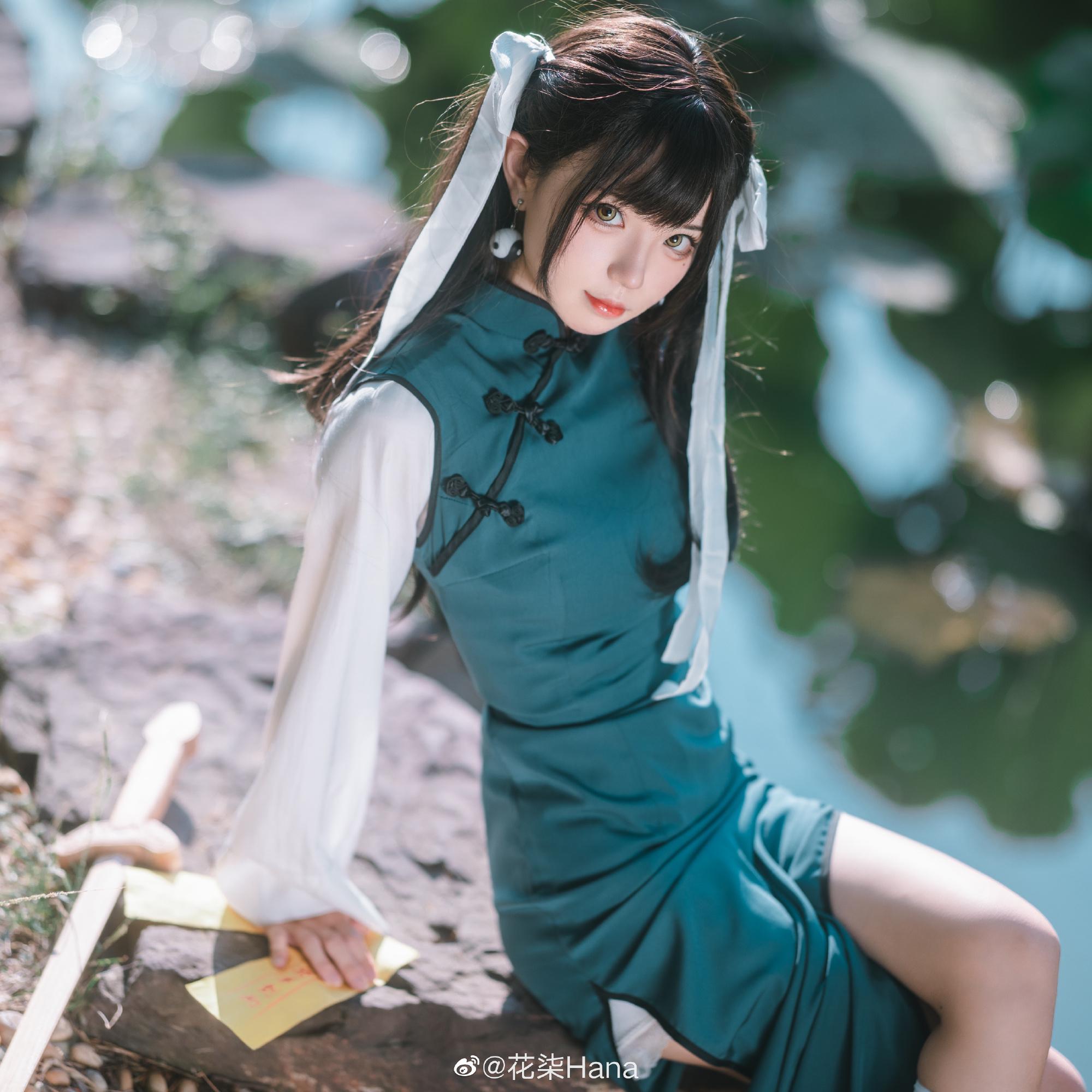 花柒Hana 驱鬼道士药指动漫COS图片