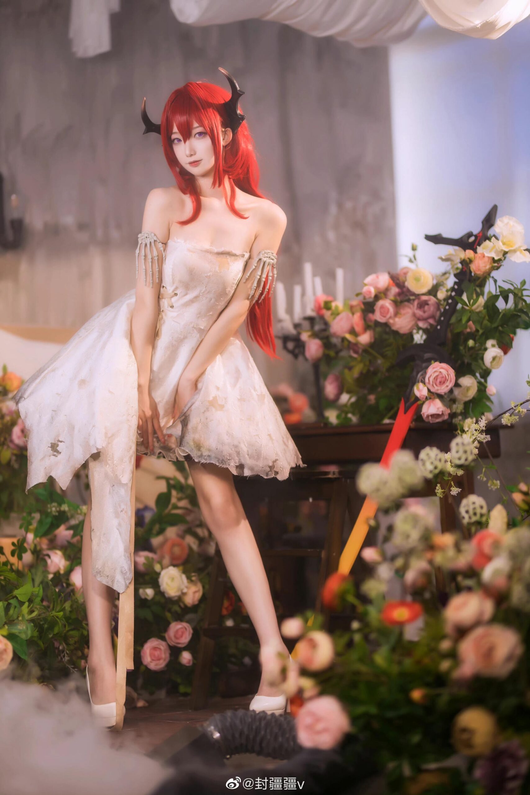 封疆疆v 史尔特尔同人白裙COS美图写真 封疆疆v 史尔特尔同人白裙COS美图写真