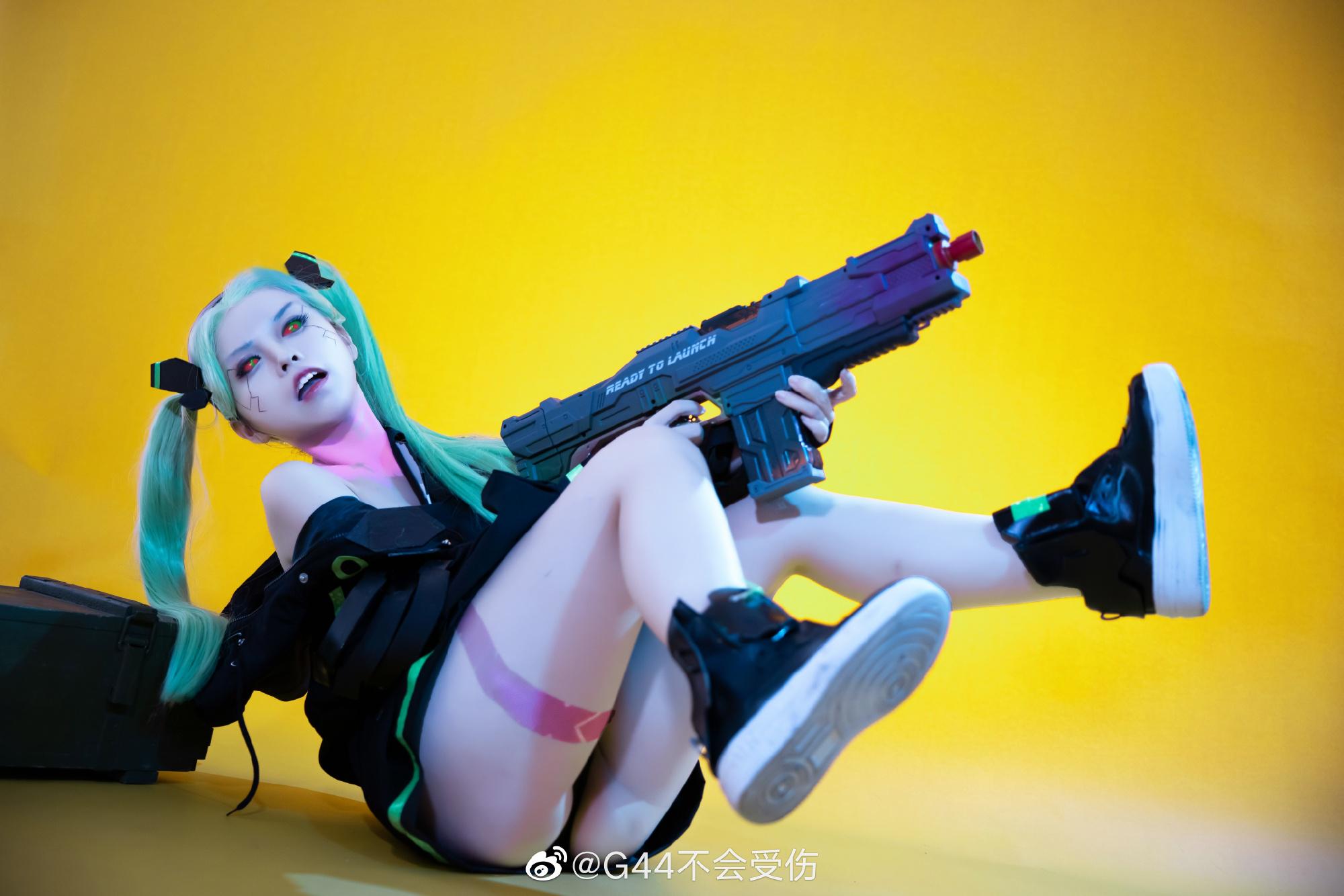 G44不会受伤 COS《赛博朋克边缘行者》瑞贝卡Rebecca角色