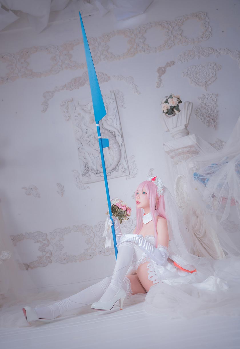 妍子坚不可摧最新COS花嫁鉴赏