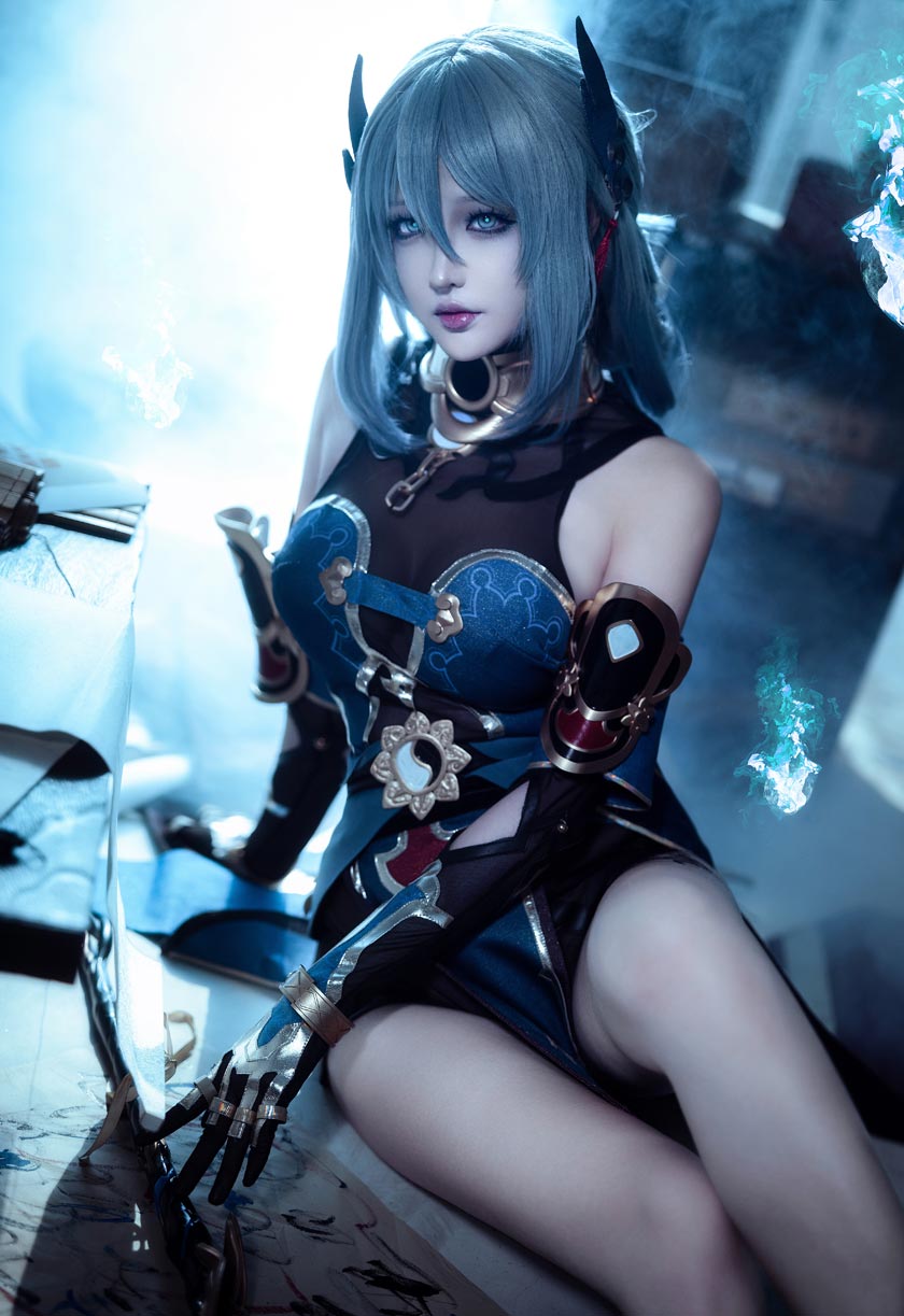 小南宫zzZ最新作品《崩坏:星穹铁道》寒鸦COS