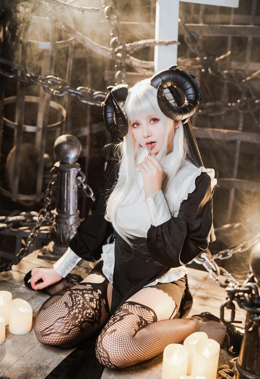 秋山AkII修女COSPLAY鉴赏